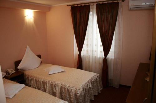 Hotel Casa De Piatra