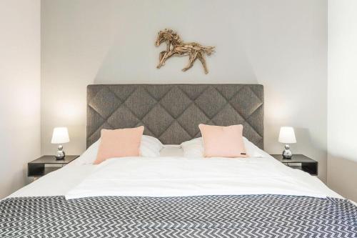 Apartamento Holiday Flat Theo Husum - Dns09102f-p
