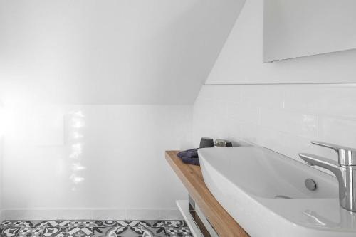 Apartamento Holiday Flat Theo Husum - Dns09102f-p
