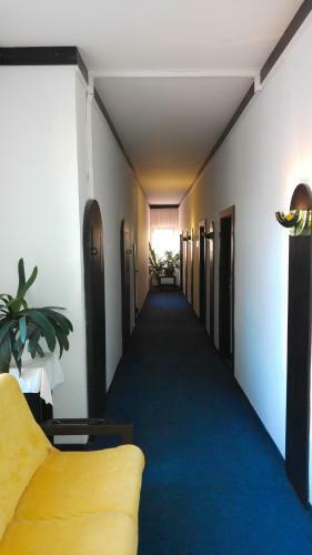 Hotel Cb Royal