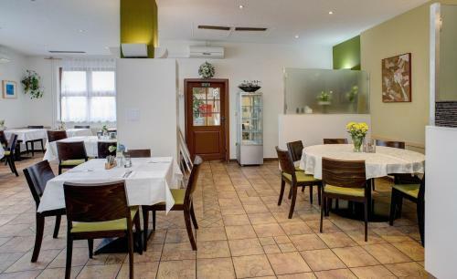 Hostal Pension Pegast