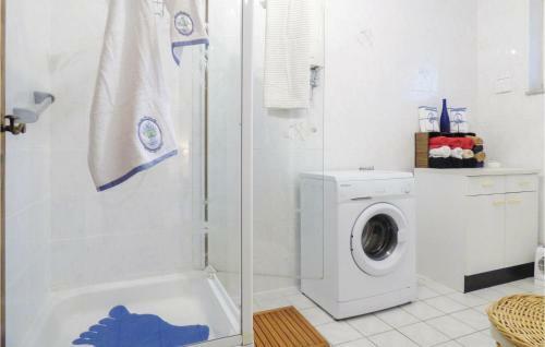 Two-bedroom Apartment In Karlshausen