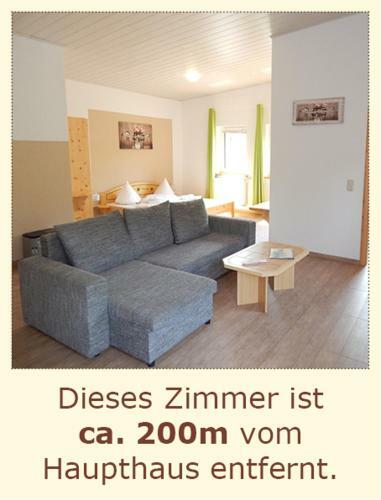 Hostal Pension Bom�tscher