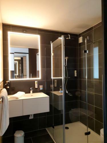 W� Hotel