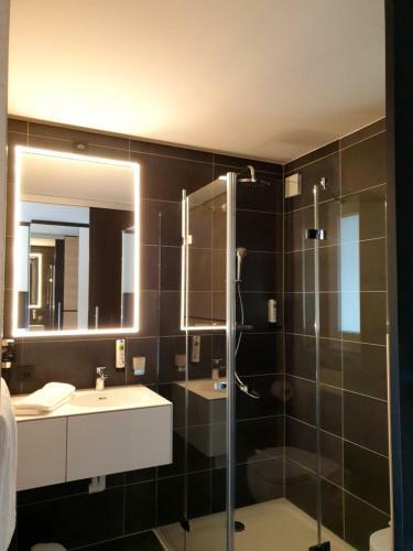 W� Hotel