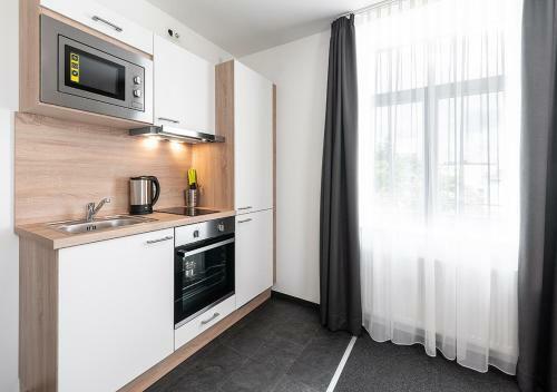 La Serviced Apartments