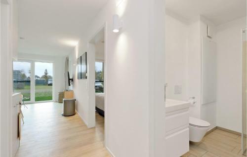 Awesome Apartment In Lembruch/d�mmer See W/ 2 Bedrooms