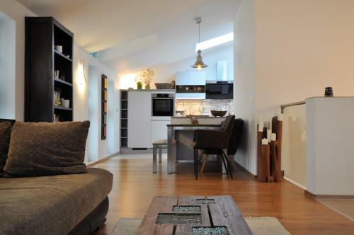 Arena Guest House