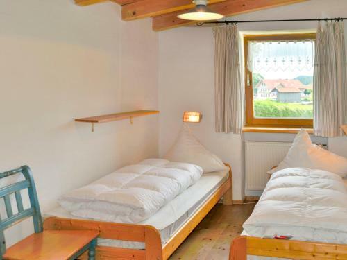 Holiday Home Am Goldenen Steig - Mah100