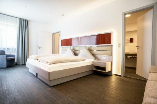 Hennedamm Hotel