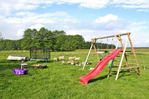 Holiday Home Haffschein M�nkebude - Dos09070-f
