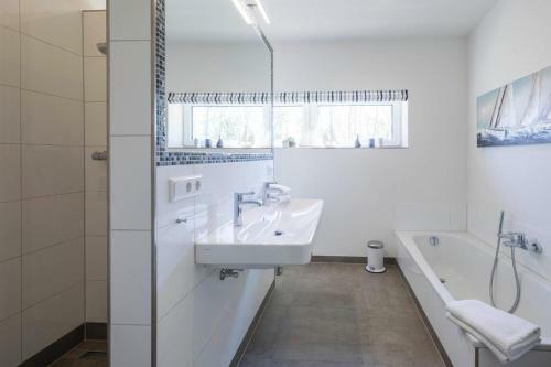Holiday Home Neukirchen - Dns09101g-fya