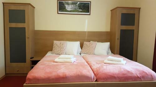Apartamentos Pension Kiwi