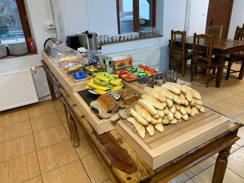 Hostal Mikulov Inn - Penzion Zem?