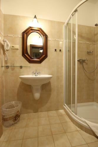 Hostal Zdrav� Kav�rna