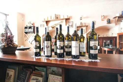 Hostal Zdrav� Kav�rna