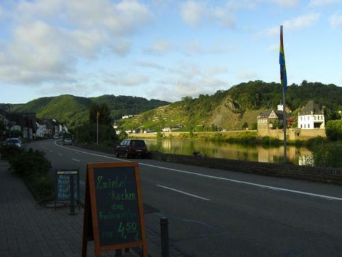 Hostal Cafe-konditorei-pension Sander