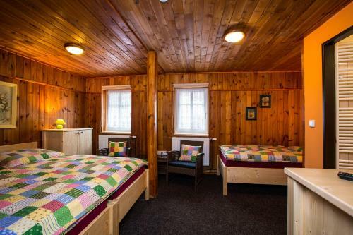 Hostal Penzion A+a