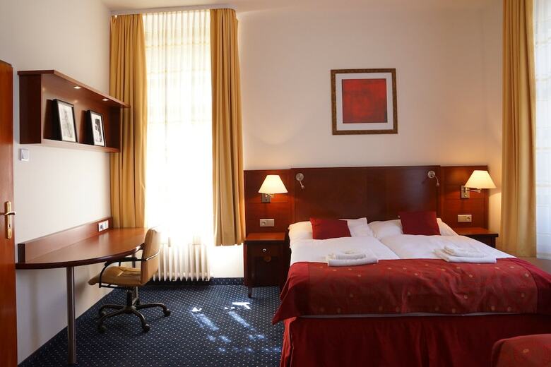 Hotel Grand
