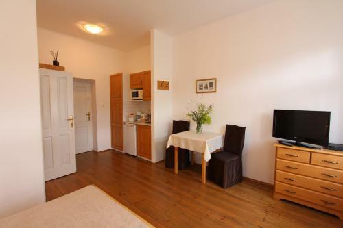 Hostal Penzion Jelen Vranov Nad Dyj�
