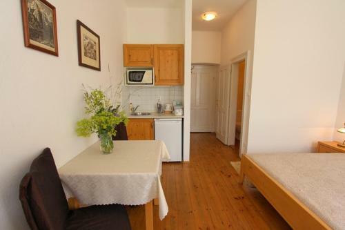 Hostal Penzion Jelen Vranov Nad Dyj�