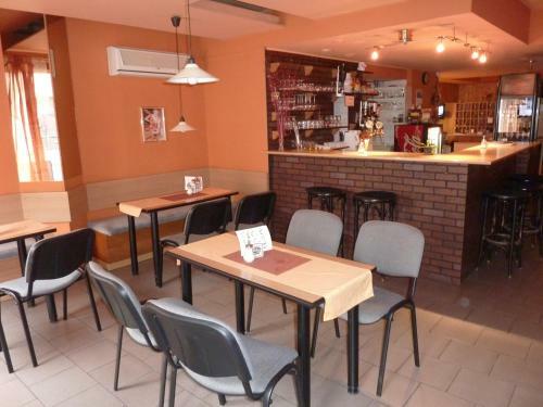 Hostal Penzion Vis A Vis