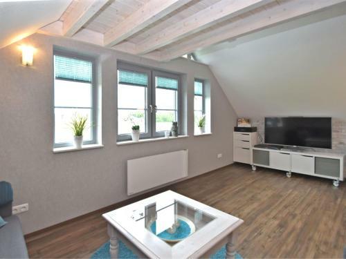 Spacious Apartment In Obernburg Near Forest