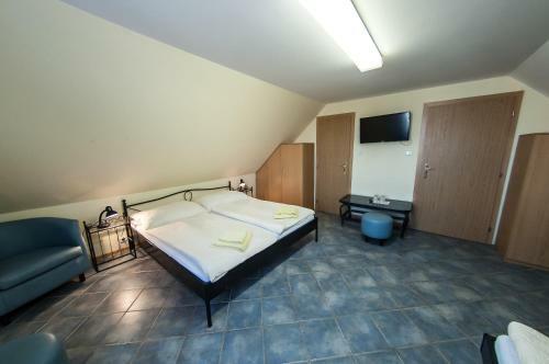 Hostal Penzion Eden