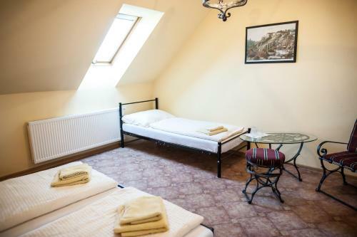 Hostal Penzion Eden