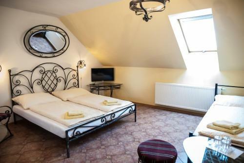Hostal Penzion Eden