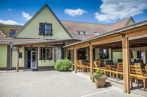 Hostal Penzion Eden