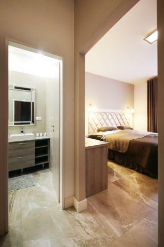 Hostal Penzion A Restaurace Star� Roudn�