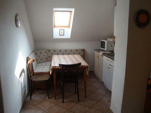 Hostal Petrovick� Ml�n