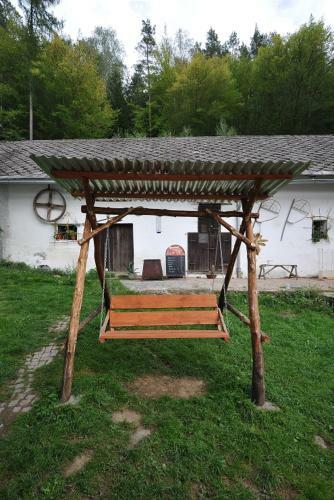 Hostal Petrovick� Ml�n