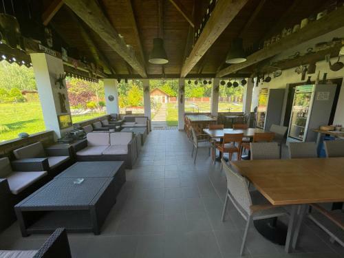 Hostal Penzion U Bohu?a