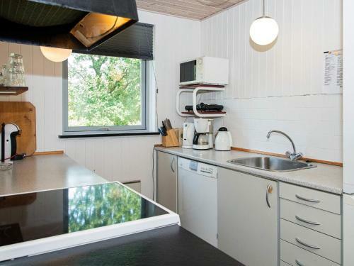 8 Person Holiday Home In Bl�vand