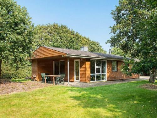 8 Person Holiday Home In Bl�vand