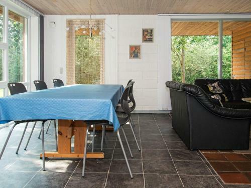 8 Person Holiday Home In Bl�vand