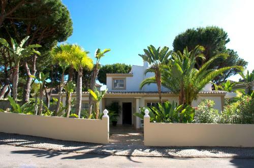 Vale Do Garrao Villas