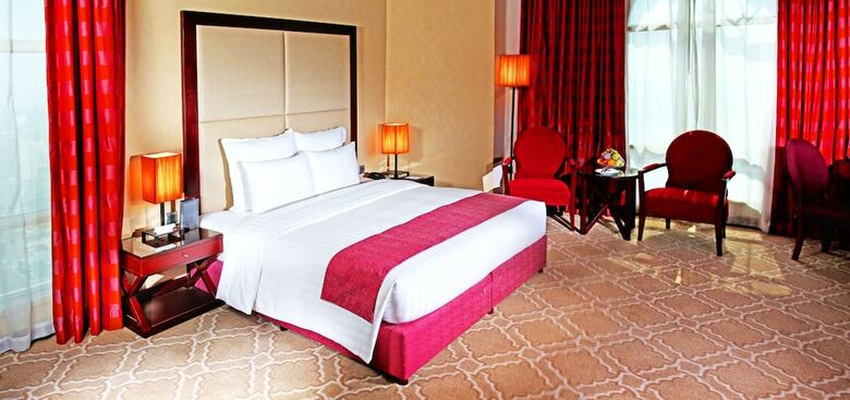 Grand Regal Hotel