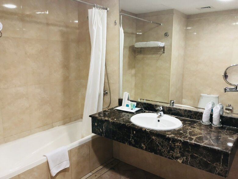 Hotel Gokulam Park Doha
