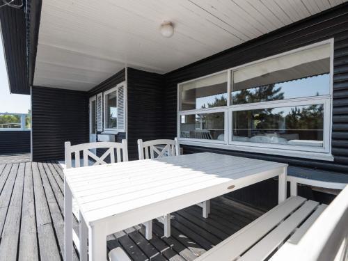 Holiday Home Fan� Lxxiv