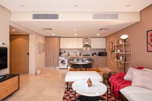 Apartamento Earthy & Tranquil 1 Br Apt With Pool & Beach Access