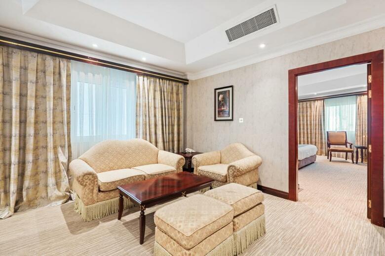 Chairmen Hotel