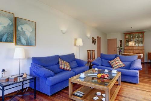 Alaior Villa Sleeps 8 With Pool Air Con And Wifi