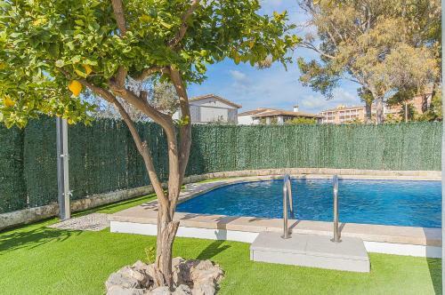 Beautiful Villa With Pool In Puerto Alcudia