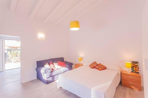 Beautiful Villa With Pool In Puerto Alcudia