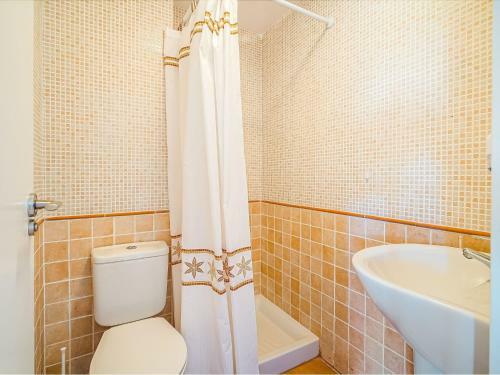 Pretty Holiday Home In Relleu With Private Terrace