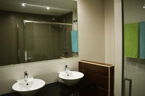 Apartamento Second Line Beach, Pool, Fast Wifi