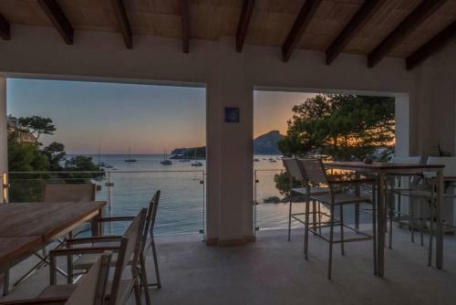 Villa Arlequin � Casa Arlequin - Luxury Beachfront Villa
